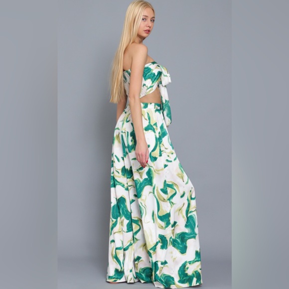 Victoria Set - Picture 5 of 5